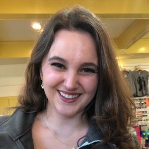 Meet your Posher, Laura